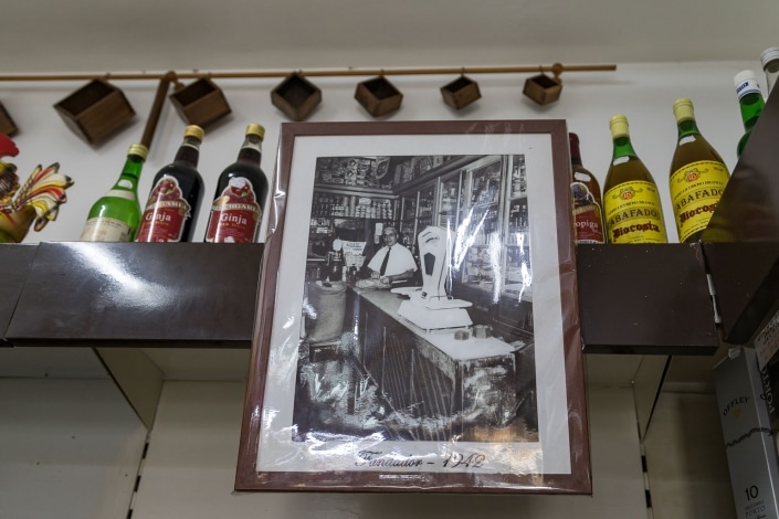 Mercearia do Galo grocery in Porto